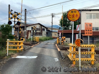 宮内踏切